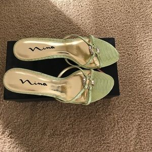 Nina sandals